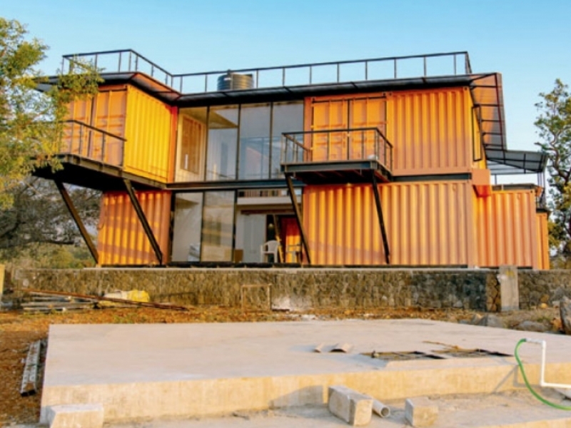 La familia de Mumbai reutilizó los contenedores marítimos para construir una casa sostenible de bajo costo - India - La Orange Box, hogar de los Pardiwalas