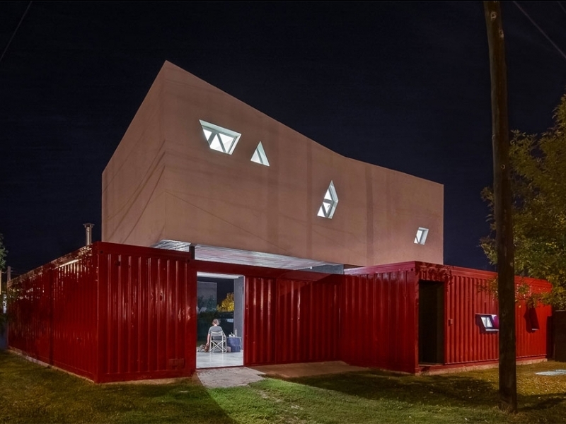 Casa container de construccion mixta del Arquitecto José Schreiber